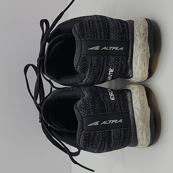 Altra | A-Zero drop escalate black/grey running sneakers | WMS 7.5 - Picture 6 of 9